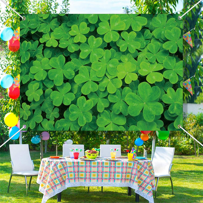 Aperturee - Fresh Green Clovers Plant St Patricks Day Backdrop