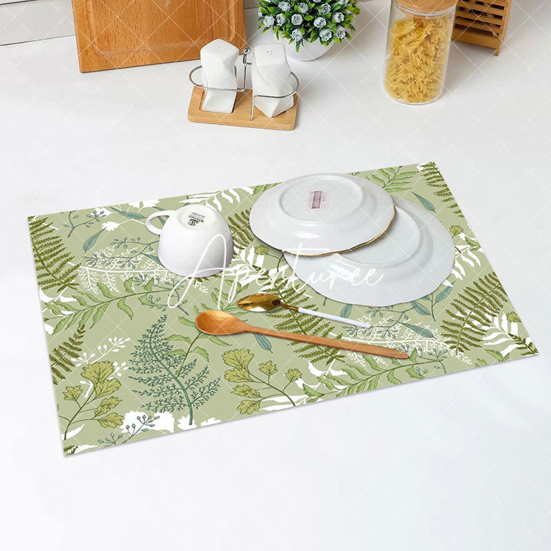 Aperturee - Fresh Green White Leaves Spring Set Of 4 Placemats