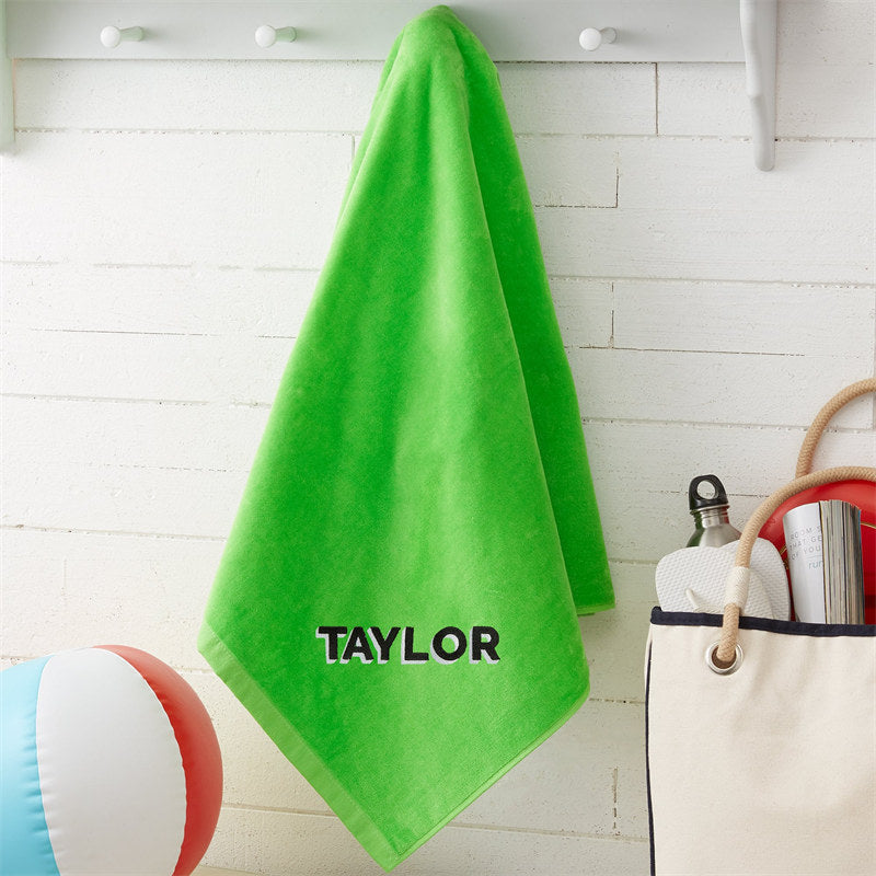 Aperturee - Green Personalized Embroidered 3D Letter Beach Towel