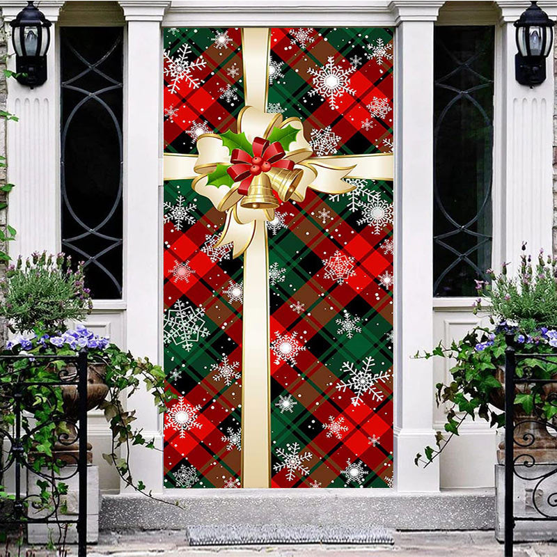 Aperturee - Green Red Plaid Bow Tie Snowy Christmas Door Cover