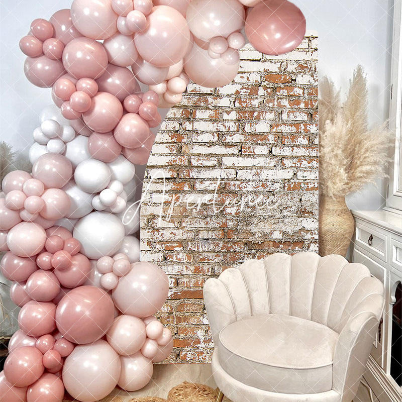 Aperturee - Half Moon Retro Faded Brick Wall Arch Party Backdrop