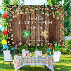 Aperturee - Lucky Charm Clovers Wood Wall Baby Shower Backdrop