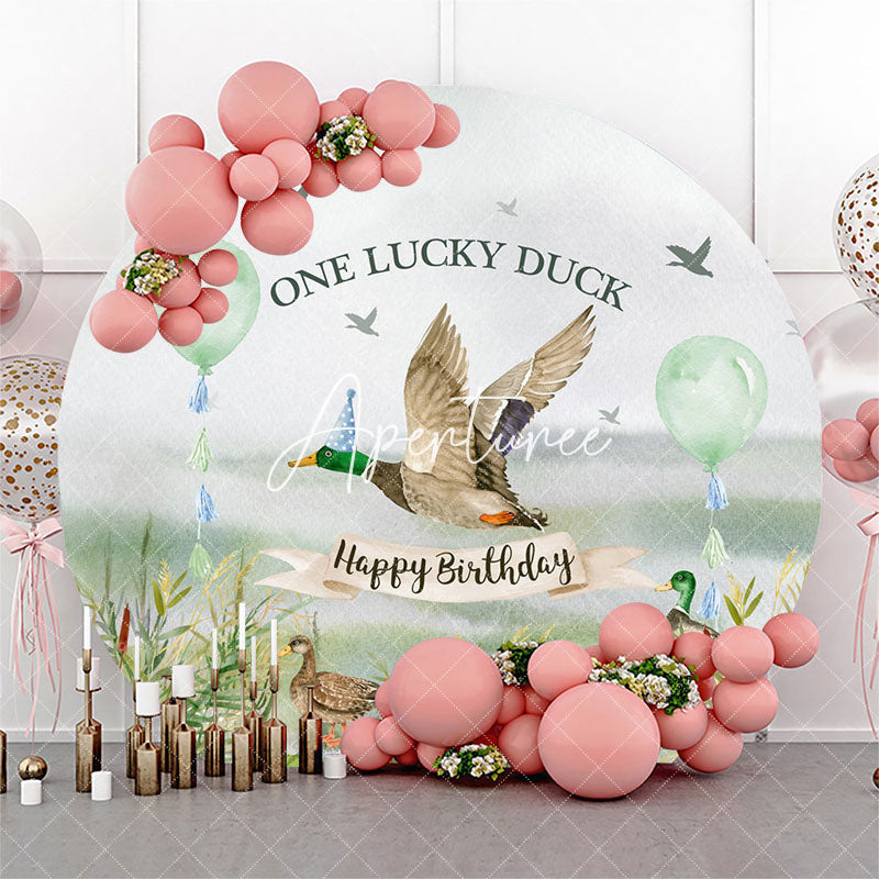 Aperturee One Lucky Duck Green Round 1st Birthday Backdrop