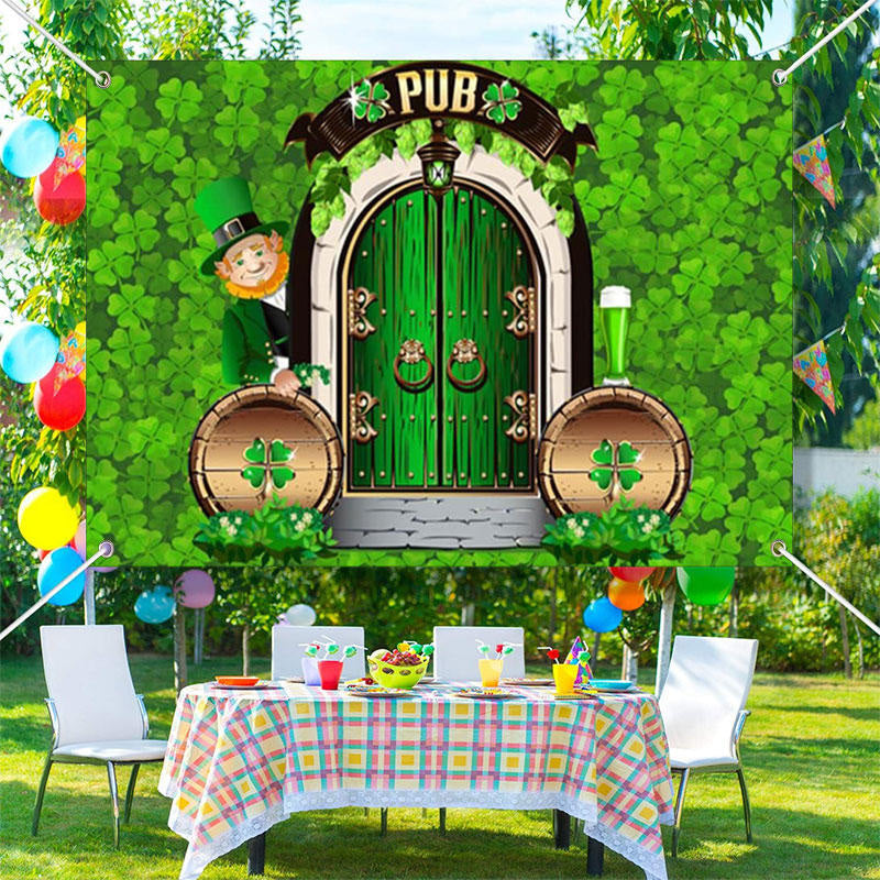 Aperturee - Pub Door Dense Green Clover St Patricks Day Backdrop