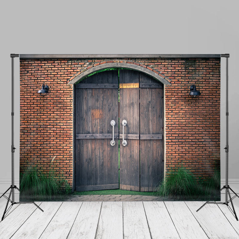 Aperturee - Red Brick Wall Retro Wood Gate Photo Booth Backdrop