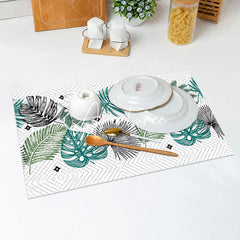 Aperturee - Rhombus Plaid Green Black Leaves Set Of 4 Placemats