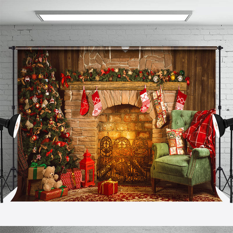 Aperturee - Rustic Fireplace Christmas Tree Portrait Backdrop