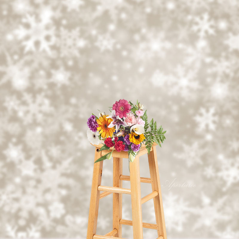 Aperturee - Snowflake Pattern Winter Photoshoot Sweep Backdrop