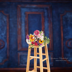 Aperturee - Vintage Indigo Print Redwood Door Backdrop For Photo