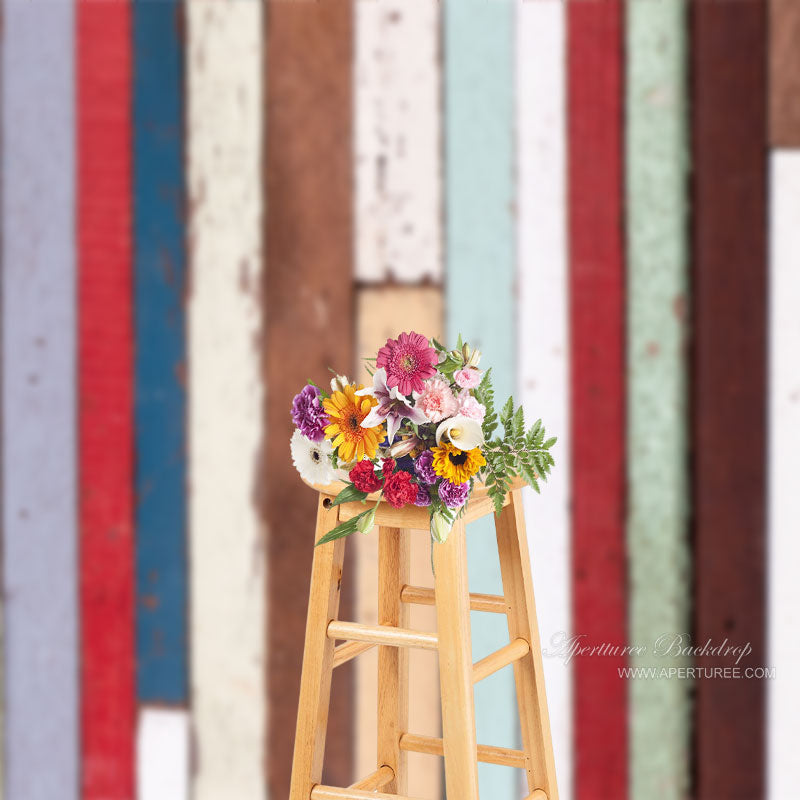 Aperturee - Vintage Rainbow Stripe Plank Photo Booth Backdrop