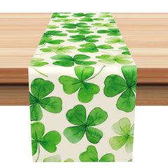 Aperturee - Watercolor Green Clovers White Spring Table Runner