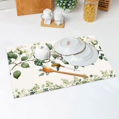 Aperturee - White Floral Greenery Vintage Set Of 4 Placemats