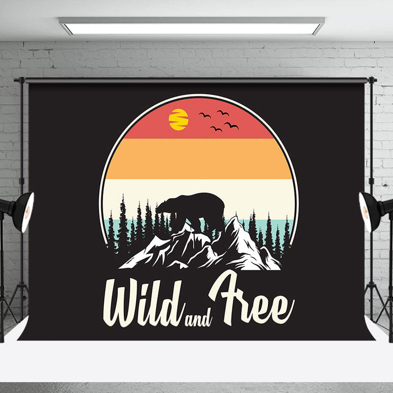 Aperturee - Wild And Free Mountain Forest Bear Sunset Backdrop