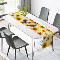 Aperturee - Yellow White Checkred Plaid Sunflower Bee Table Runner